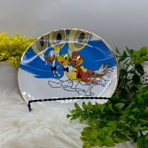 New Disney Three Caballeros fine Ceramic Dessert Easter Plate Decor